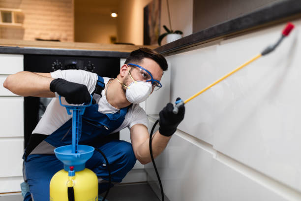 Best Exterminator Services  in Harrisburg, NC